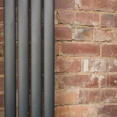 Bed & Breakfast Franky's Place, In Roundhay, - Free Parking, Breakfast & Wifi