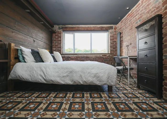 ベッド・アンド・ブレックファスト Franky's Place, In Roundhay, - Free Parking, Breakfast & Wifi リーズ